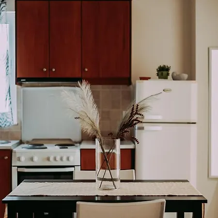 House In The Center Kalamata